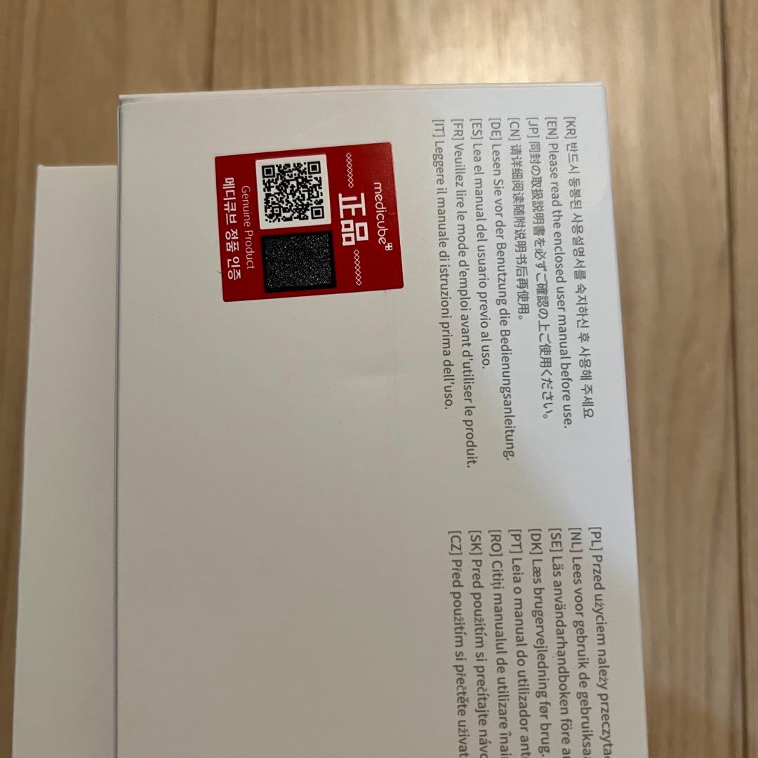 MEDICUBE AGE-R BOOSTER PRO 美顔器