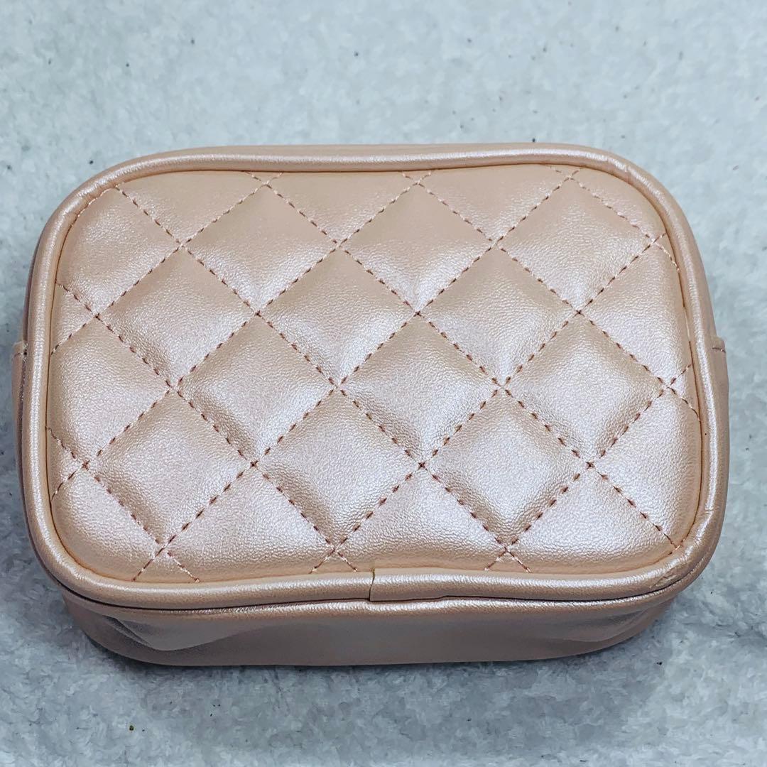 ⭐️極美品ハローキティ baby-g ピンク、ケース、箱、台、説明書、タグ付き