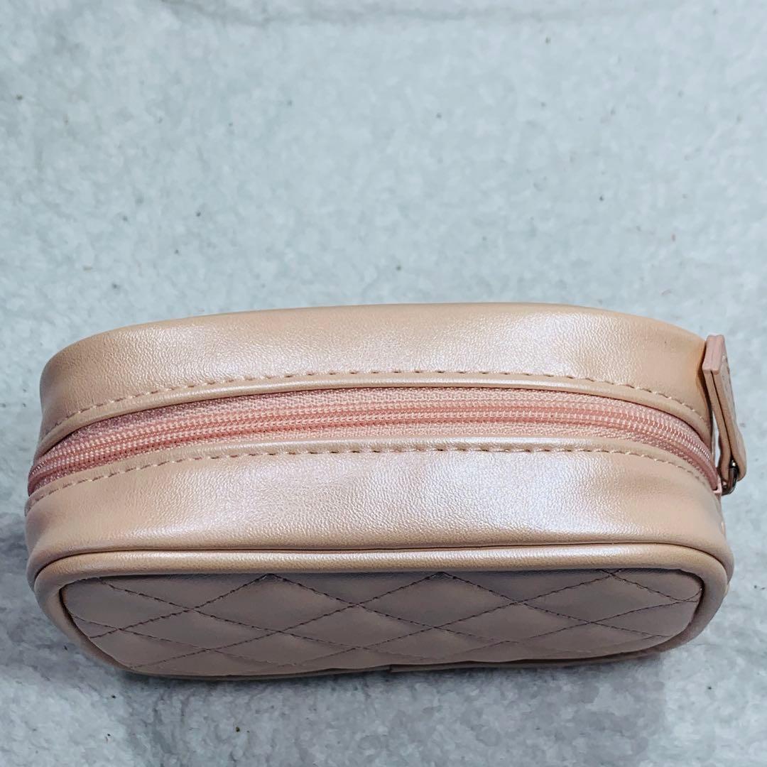 ⭐️極美品ハローキティ baby-g ピンク、ケース、箱、台、説明書、タグ付き