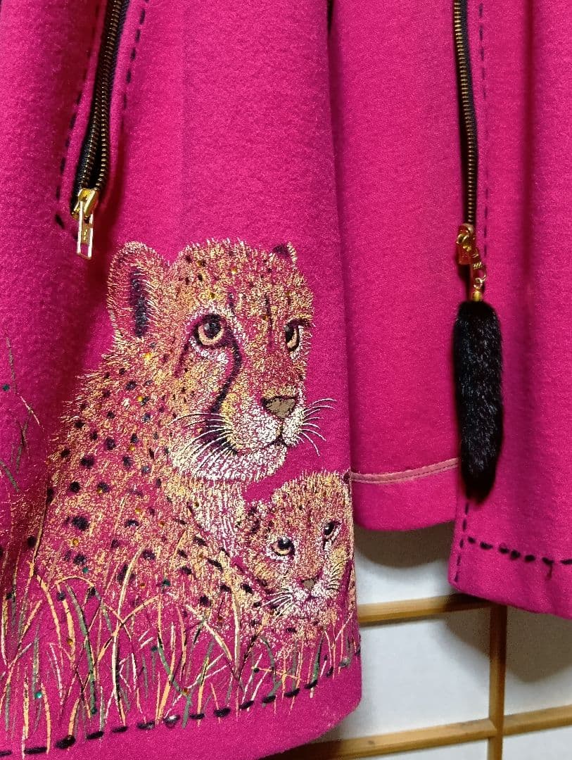 ★専用★伊太利屋　ピンク ロングコート ヒョウ柄襟