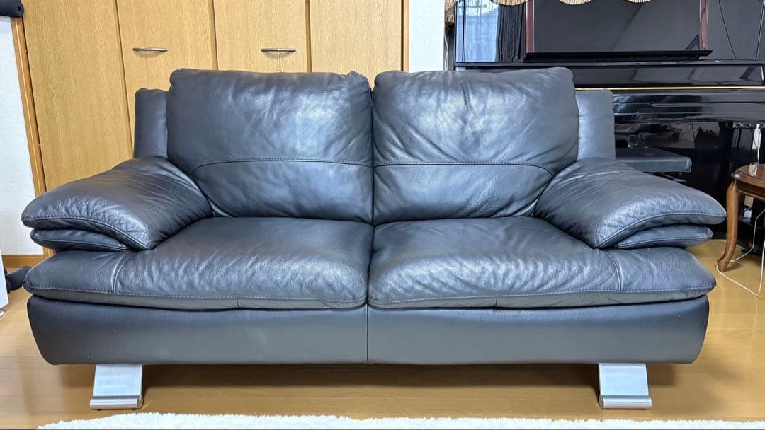 【極美品】italsofa 黒レザー　2人掛けソファ