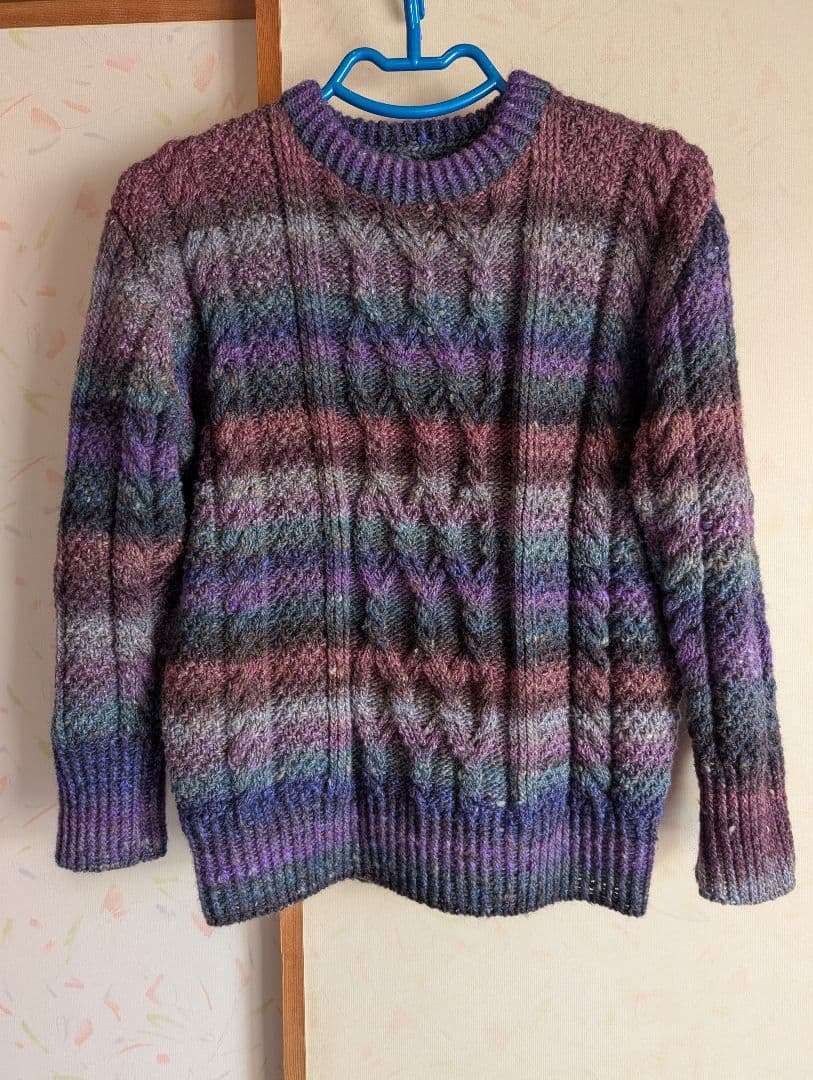 手編みのクルーネックセーター　　　　　　 野呂英作 黄昏col.7使用