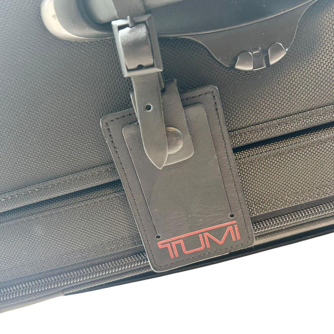 【良品】トゥミ キャリーケース 大型 22028D4 2輪キャスター 80L