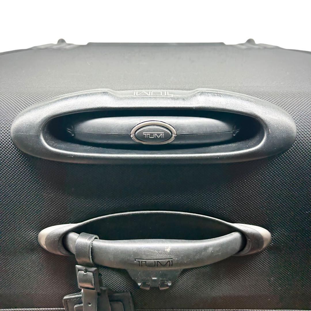 【良品】トゥミ キャリーケース 大型 22028D4 2輪キャスター 80L