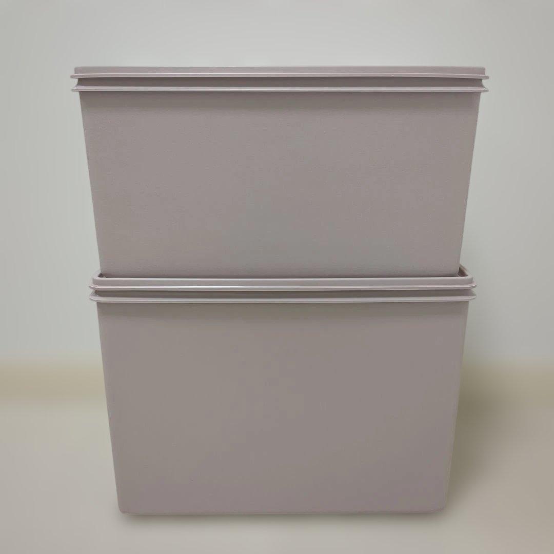 【2個セット】タッパーウェア　保存容器　衣類収納　ピンク