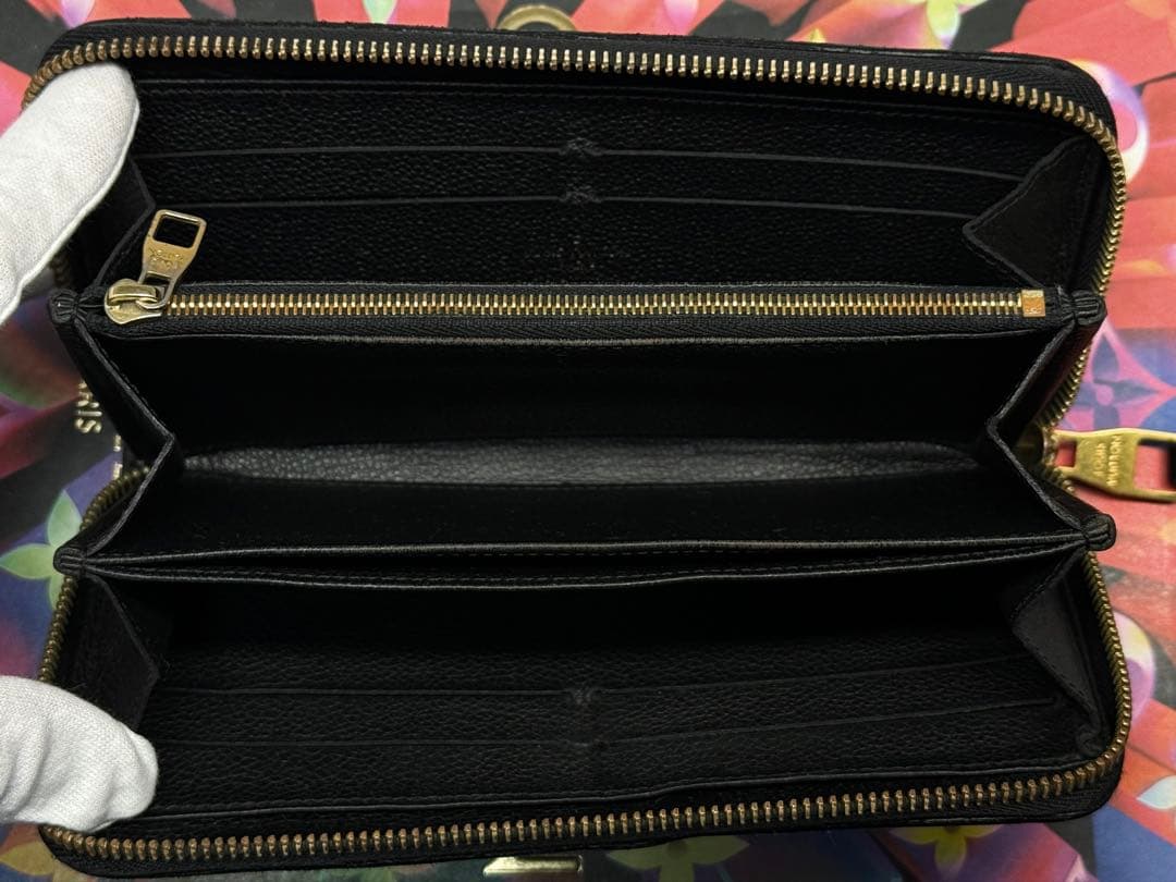 LOUIS VUITTONルイヴィトン　ジッピーウォレット長財布　ブラック
