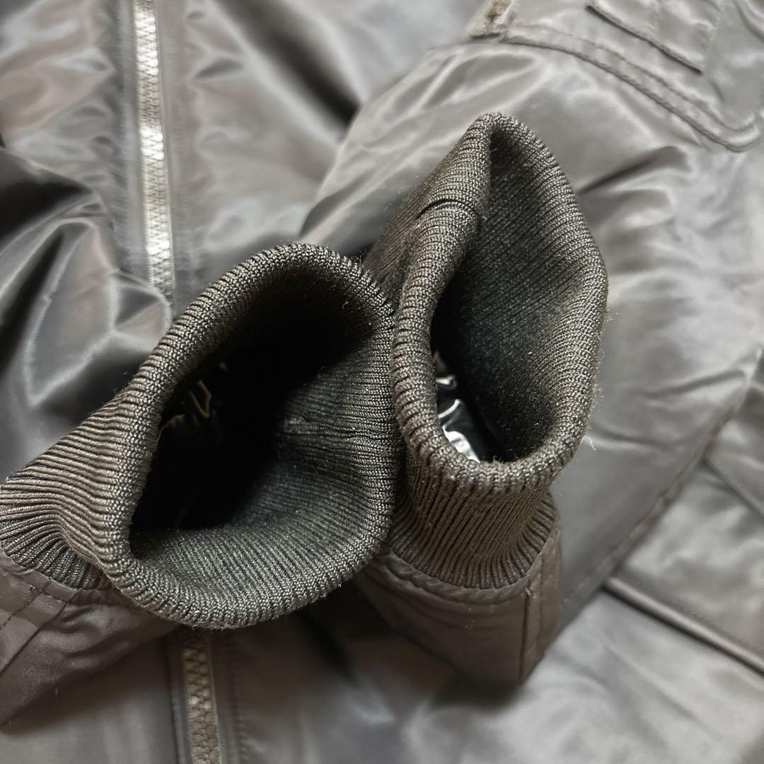 ユニクロ UNIQLO +J ダウンオーバーサイズリブブルゾン 黒　Lサイズ