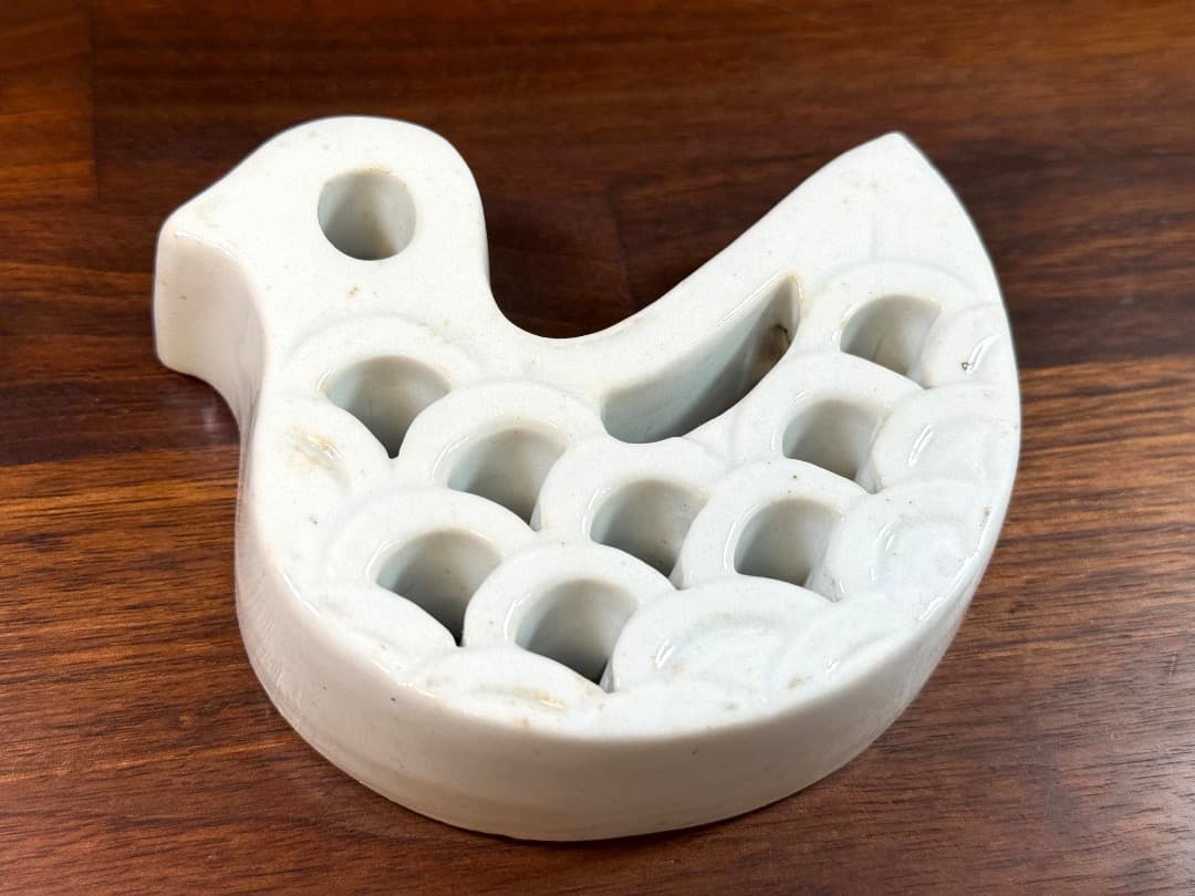 【戦前ヴィンテージ】鳥型 白磁の花留め 置物