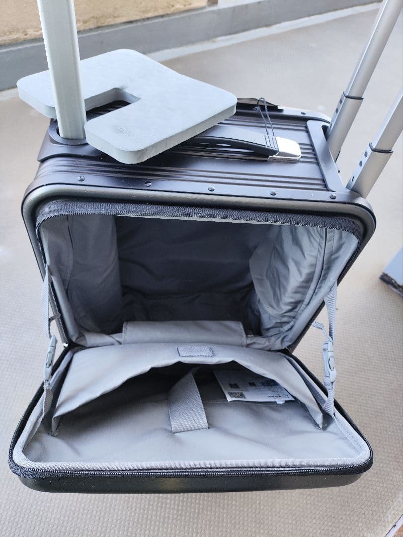 Airwheel 電動キャリーケース 黒 小型