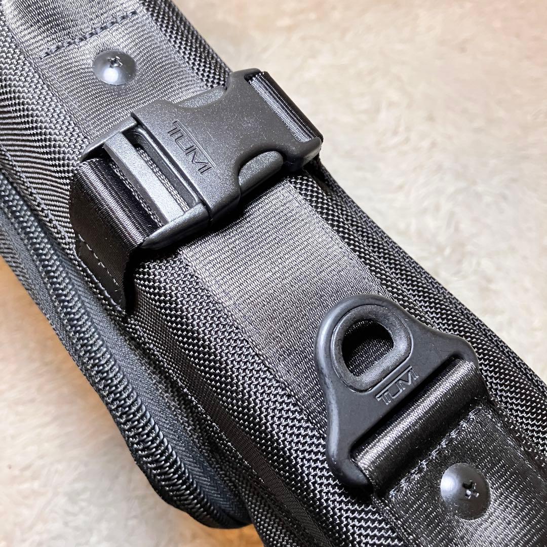 ☆極美品☆ TUMI トライフォールド ガーメントケース 22133DH