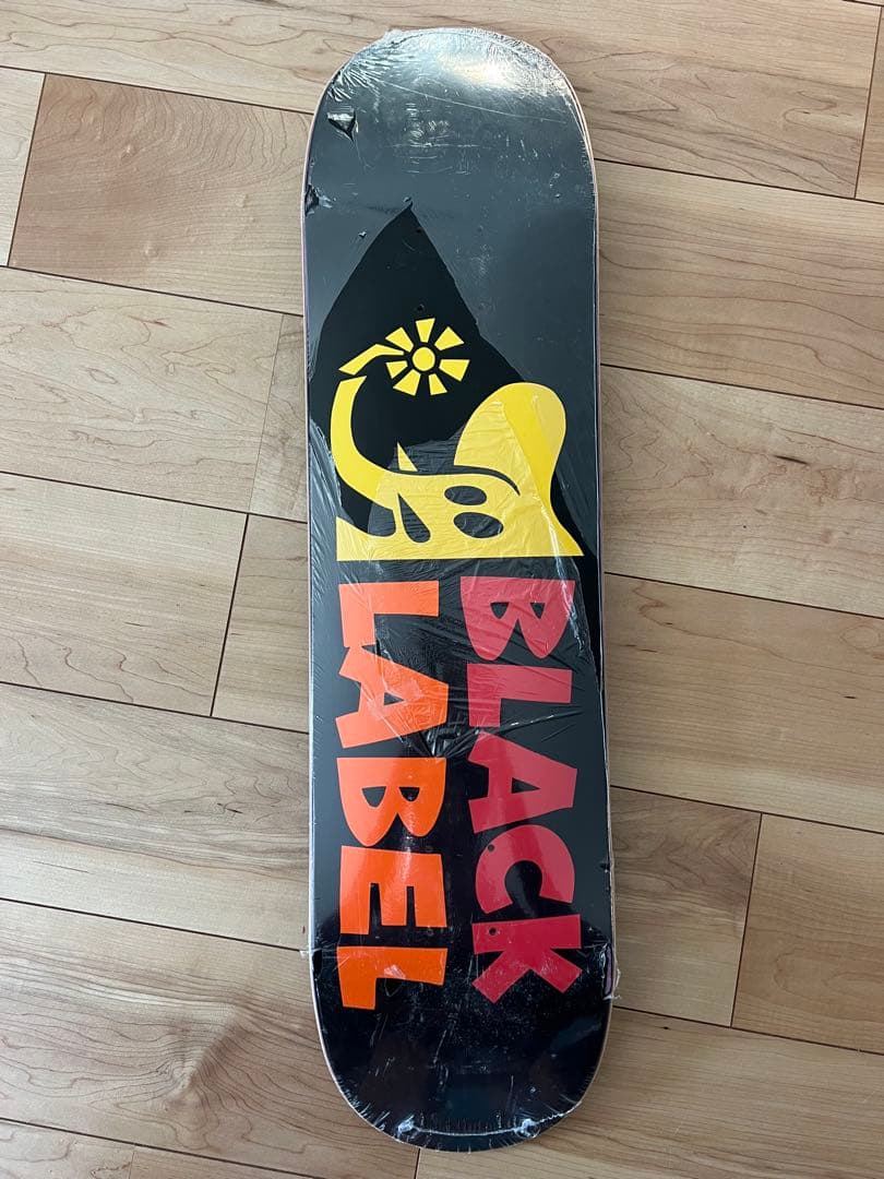 新品BLACK LABEL スケートボードデッキ8.0