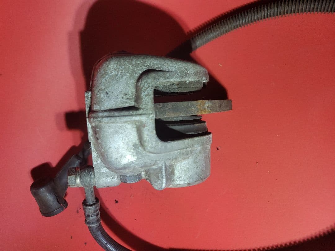 Z400FX★フロントブレーキキャリパー☆一式