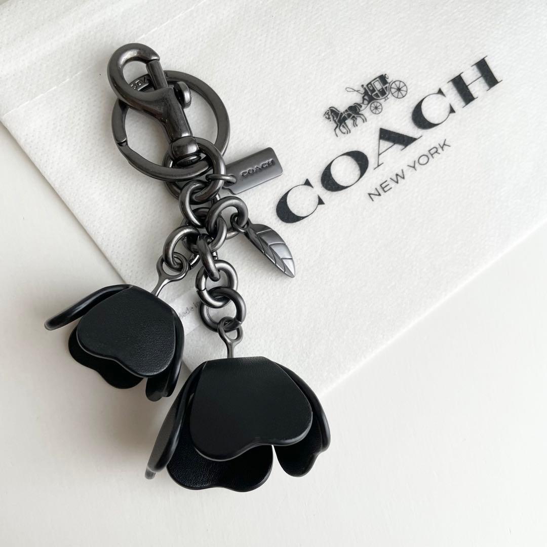 コーチ COACH バッグチャーム ティーローズ フローラル ブラック ほぼ新品