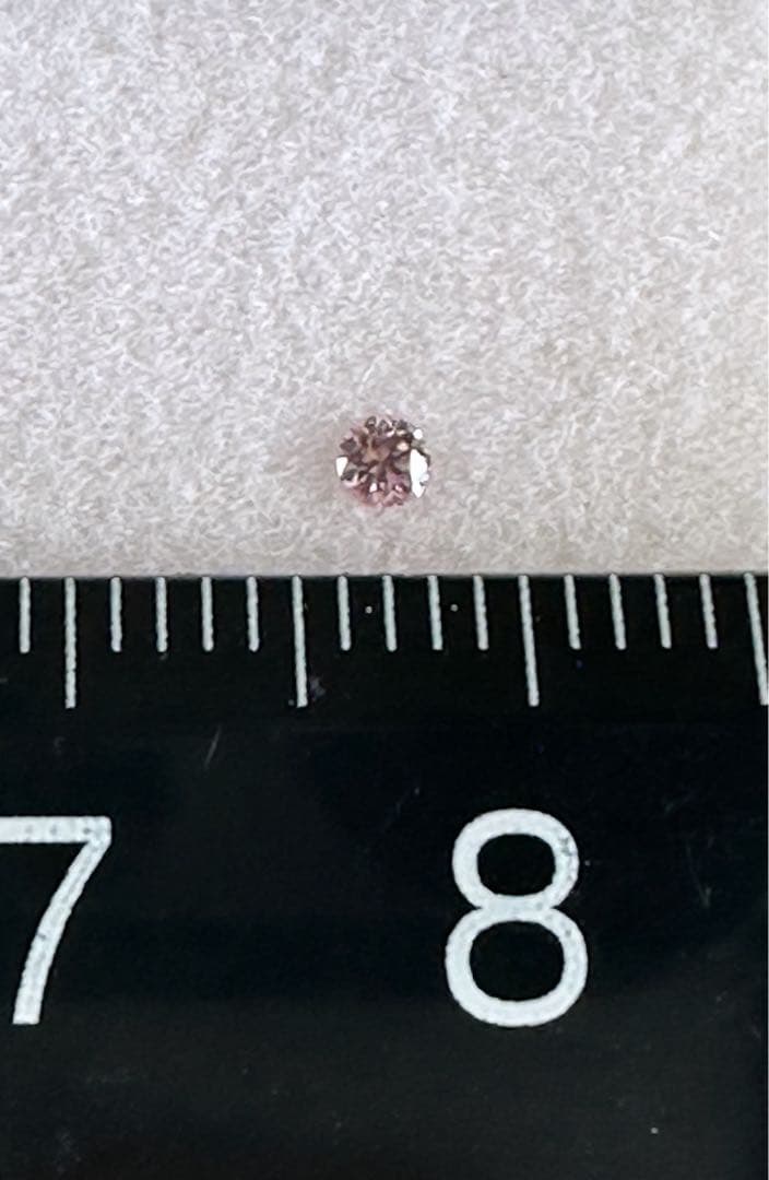 え？！早い者勝ち特別価格22:00まで色のり抜群　ピンクダイヤモンド0.04ct