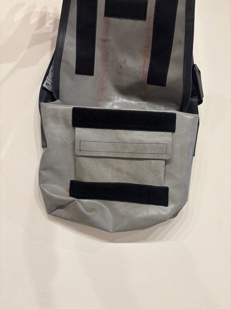 FREITAG メッセンジャーバッグ グレー