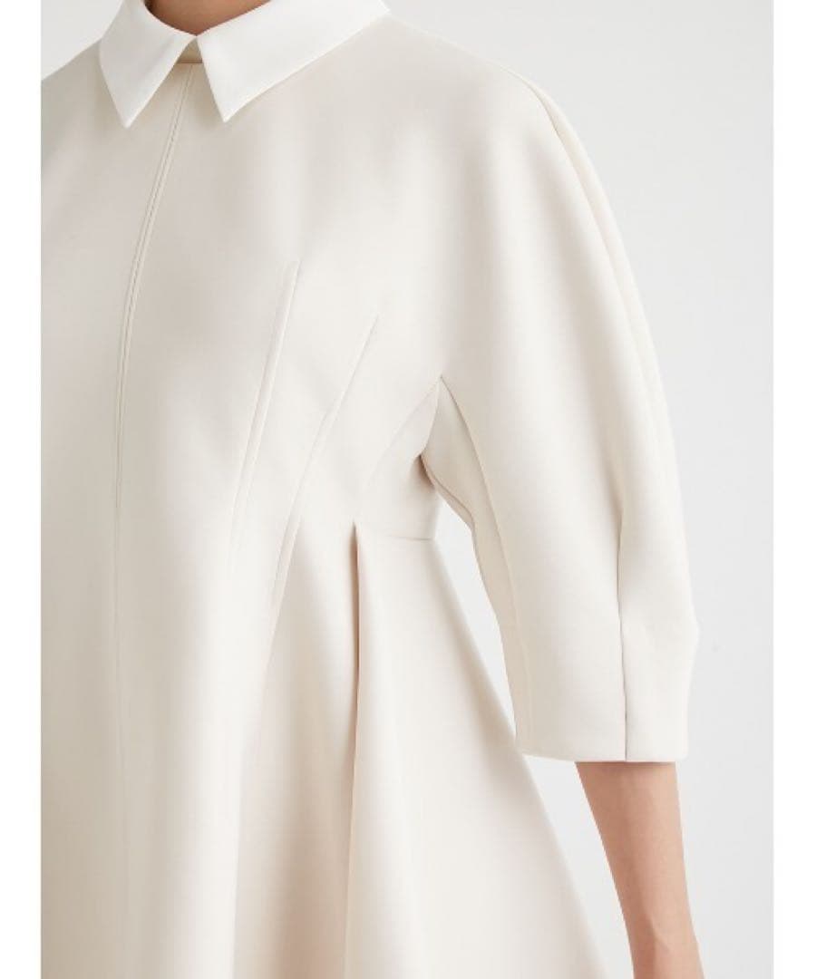 セルフォード襟付きポンチセットアップ