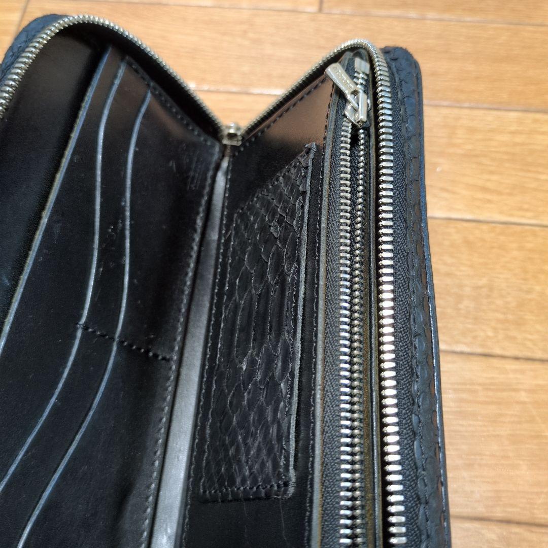 ALUZUNIオ−ストリッチ革ブラック長財布