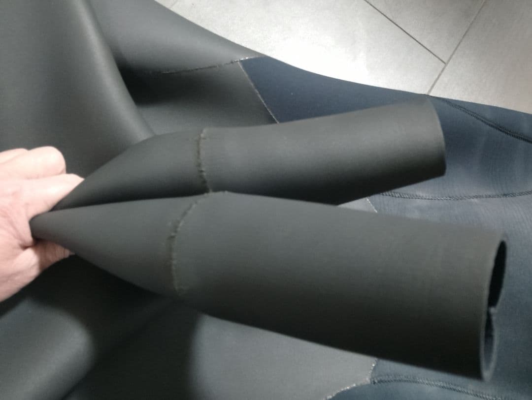 ZERO ウエットスーツ 3㍉エアードーム