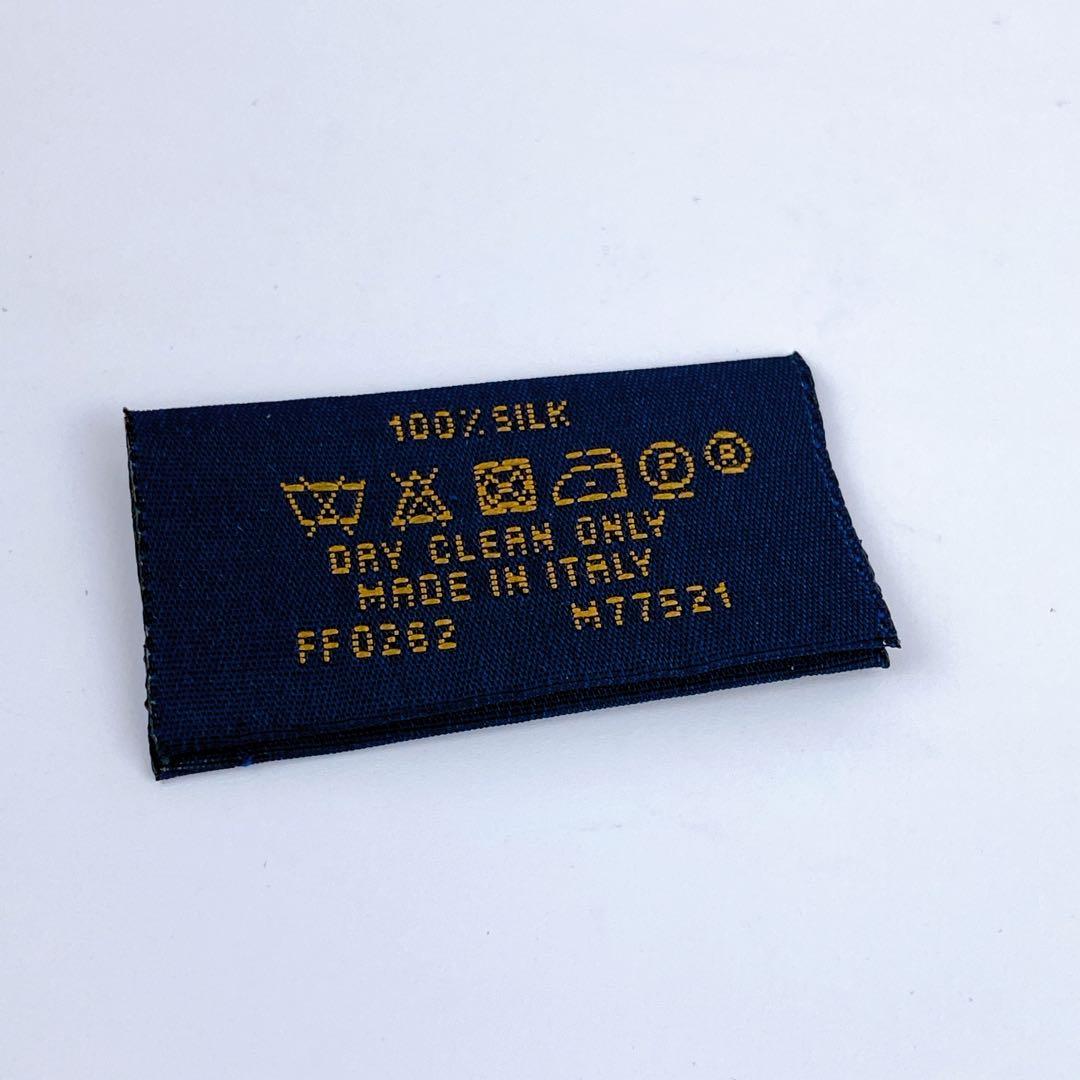 美品 VUITTON シュシュ モノグラム マルチカラー ロゴ金具