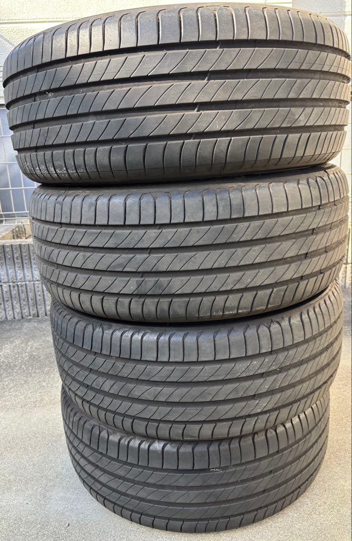 ①225/50R18 ミシュラン　プライマシー4 4本のうち２本