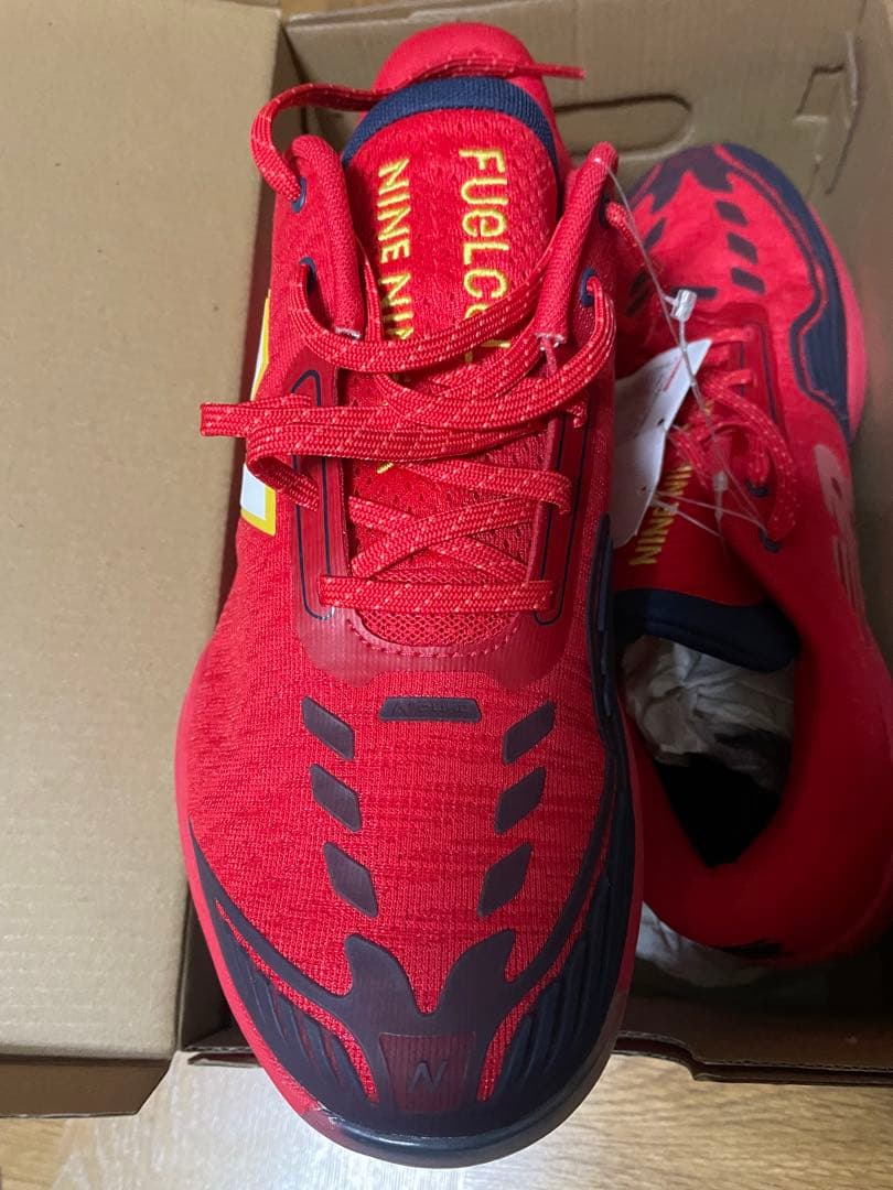 New Balance FuelCell 9 テニスシューズ レッド