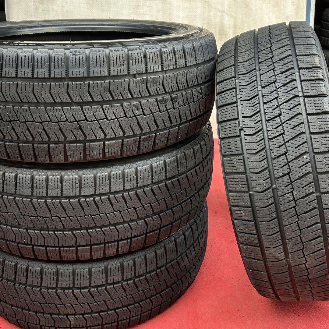 タイヤ・ホイール BRIDGESTONE BLIZZAK VRX2 225/45R18 91Q