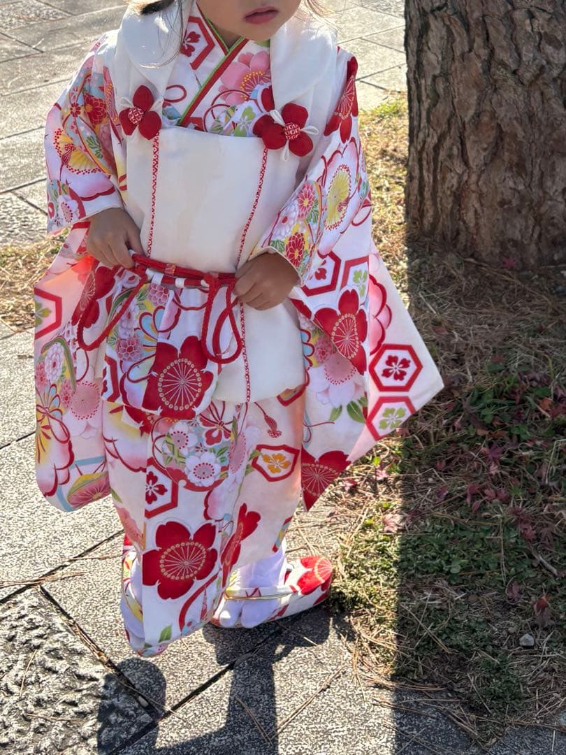 七五三　3歳　着物フルセット　下駄　巾着　付き　ユーズド