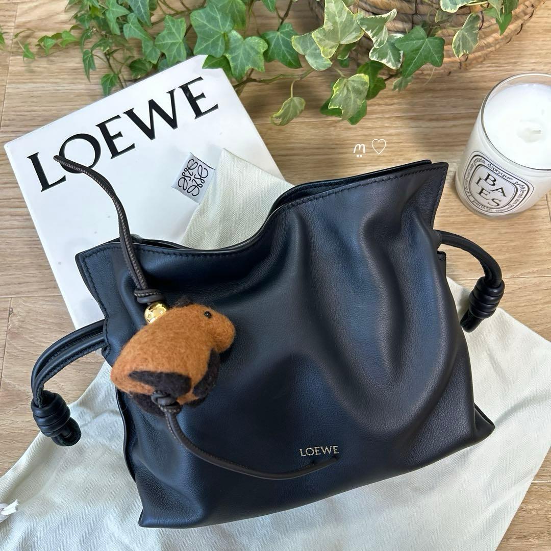 LOEWEロエベ　カピバラチャーム　キーホルダーバッグチャーム　アナグラムペブル