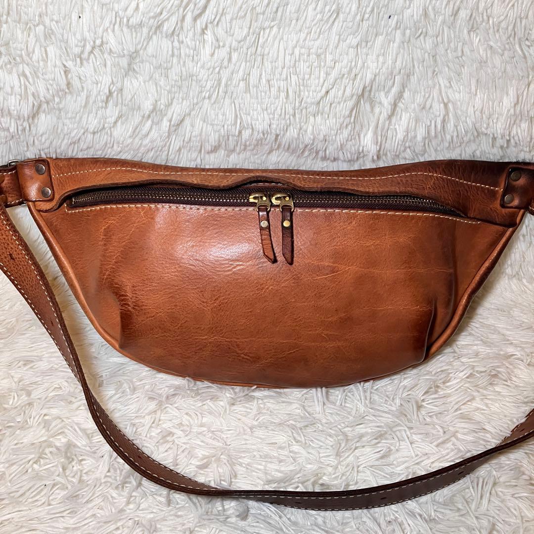 ☆旧品番 貴重☆ HERZ ヘルツ F-6 三日月ボディバッグ タンドー 本革