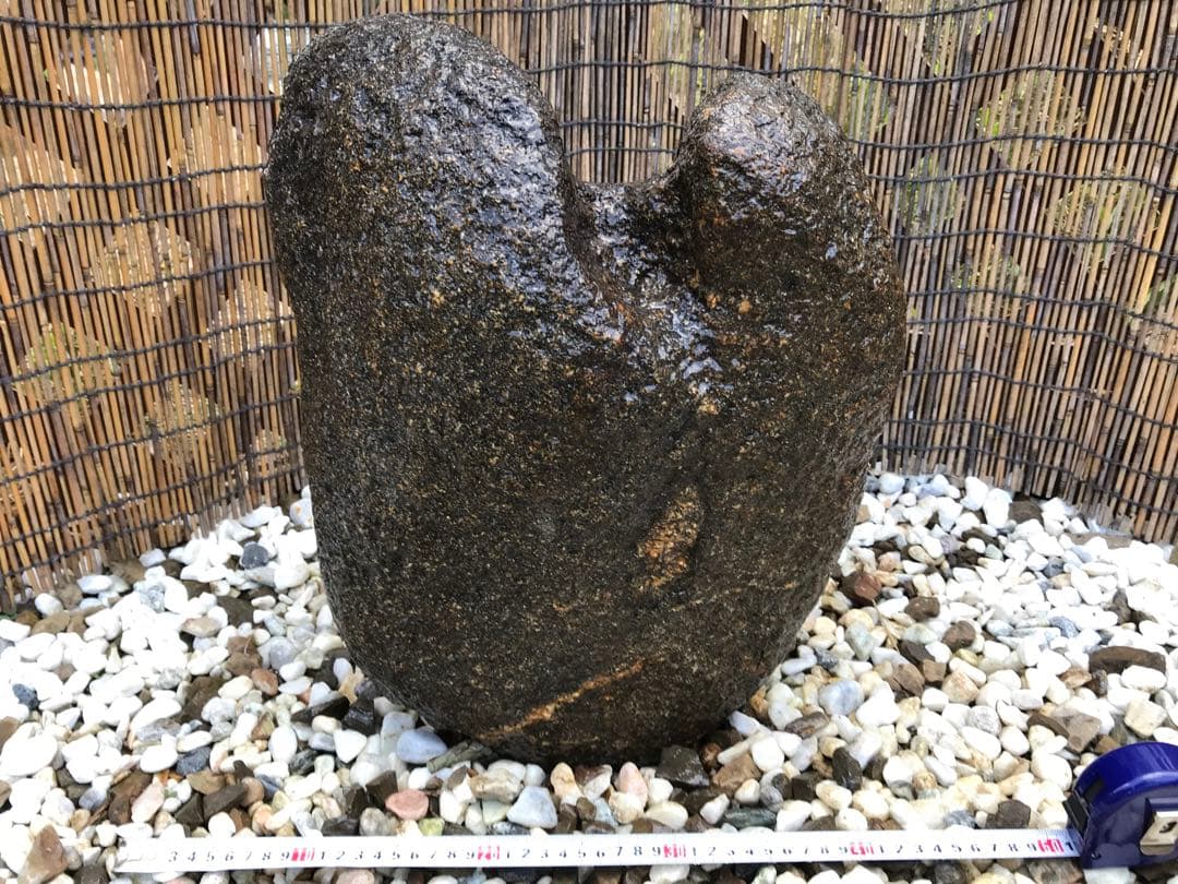 京の銘石 本鞍馬石『黒鞍馬石』(ジャグレ)