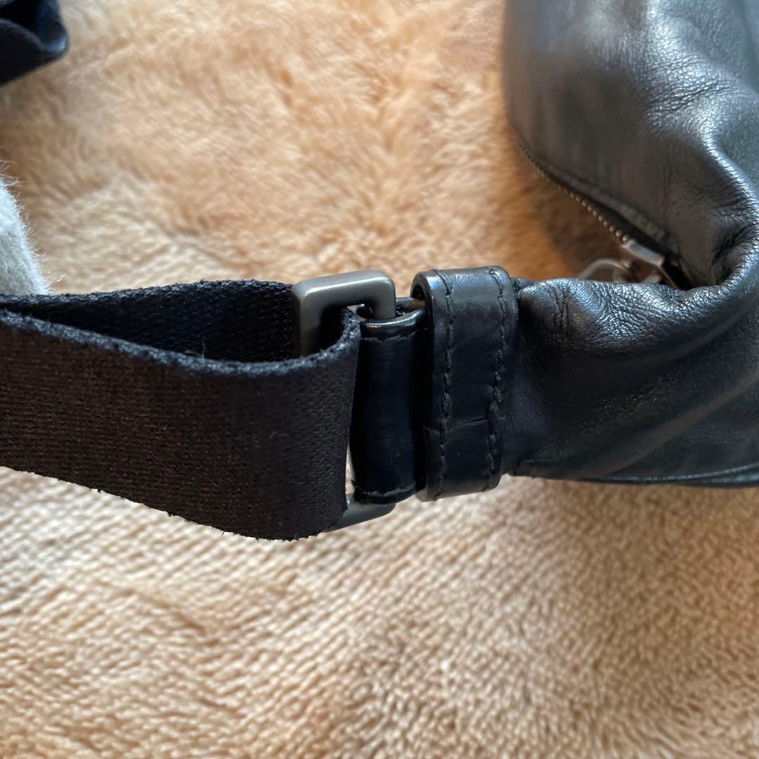 ボッテガヴェネタ　ボディバッグ　ショルダーバッグ　ブラック　メンズ