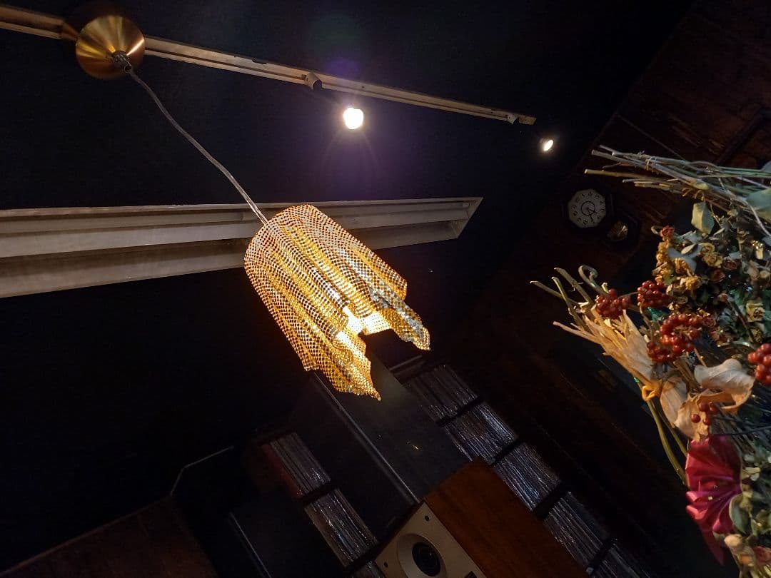 アート　ワーク　スタジオ　ゴールド　ドレープ　チェーン　シャンデリア　ランプ