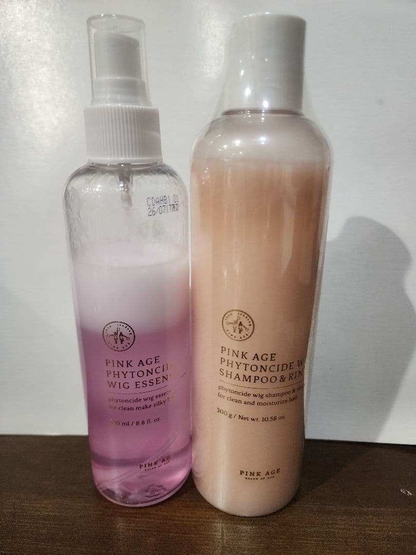 新品未使用手植えヌーディースキンフルウィッグ　ストレートレイクカット　ケアセット