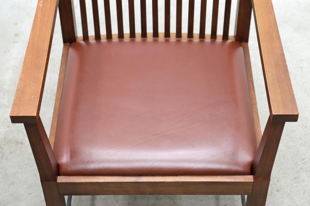 AREA エリア A-1-A 本革 ウォールナット アーム ダイニングチェア 1