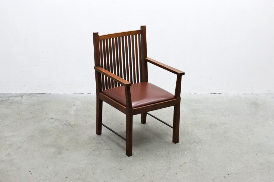 AREA エリア A-1-A 本革 ウォールナット アーム ダイニングチェア 1