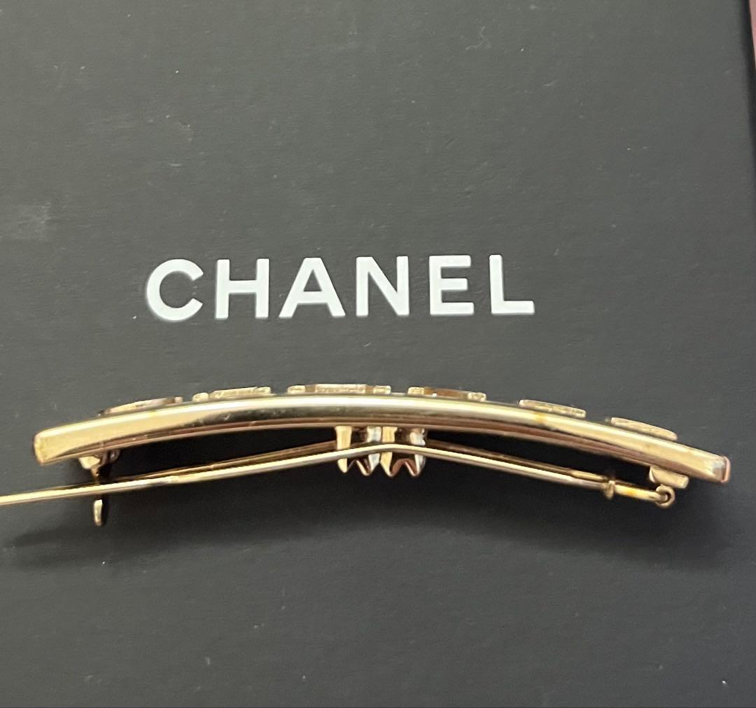 CHANEL ヘアクリップ