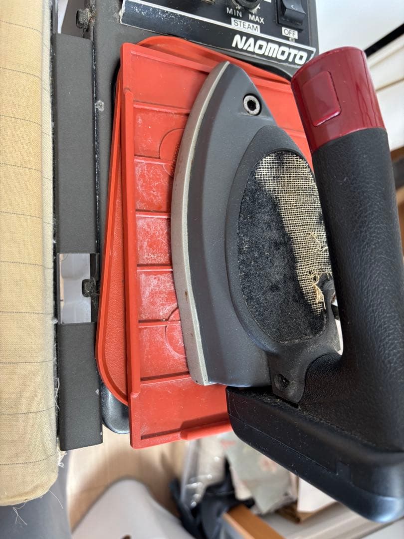 Q-ing/FB-8Sアイロン ナオモト スチーム バキューム