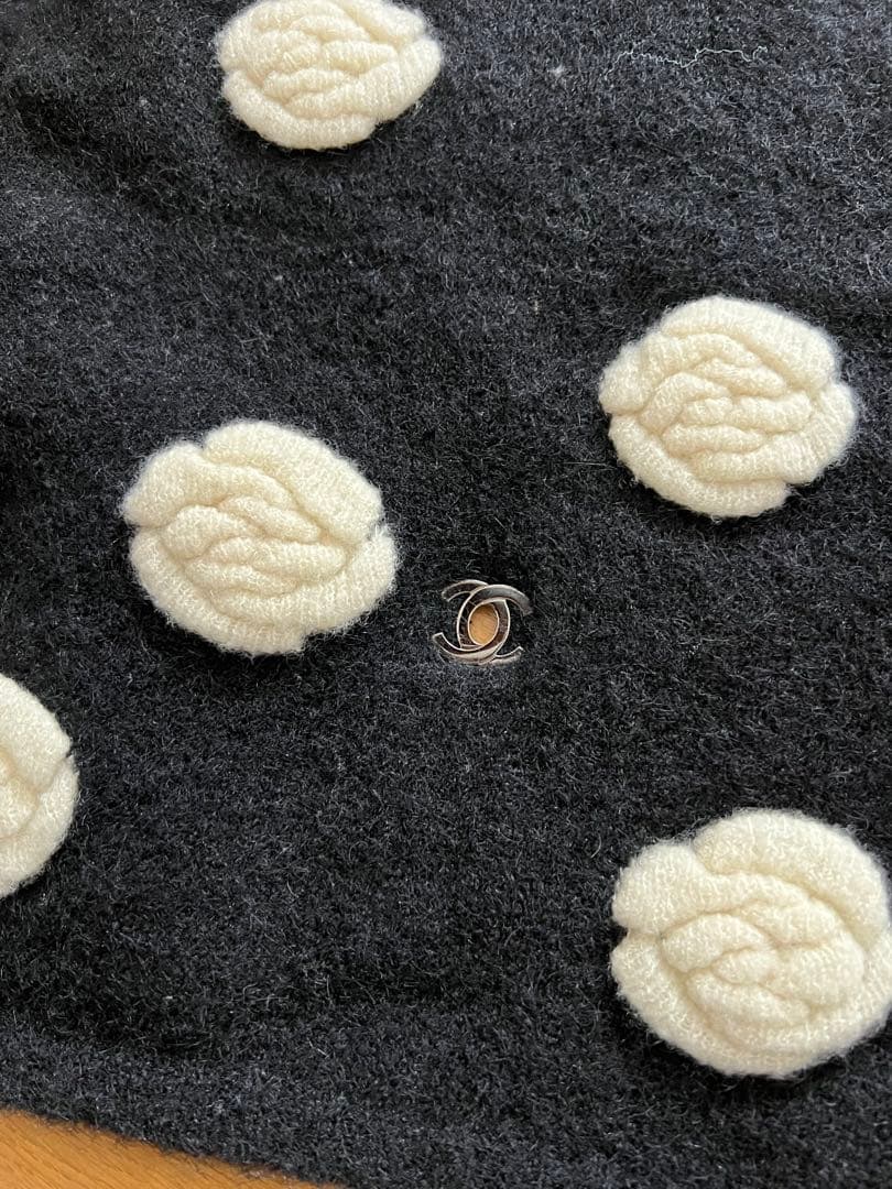 CHANEL ターンロック カメリア マフラー ヴィンテージ ブラック