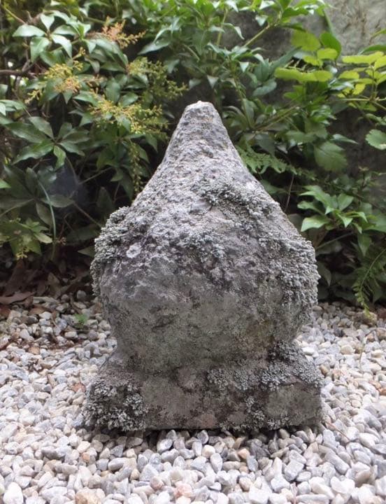 【苔むした古い宝珠・関守石・オブジェ】庭石箱庭苔鉢造園ガーデニングオーナメント