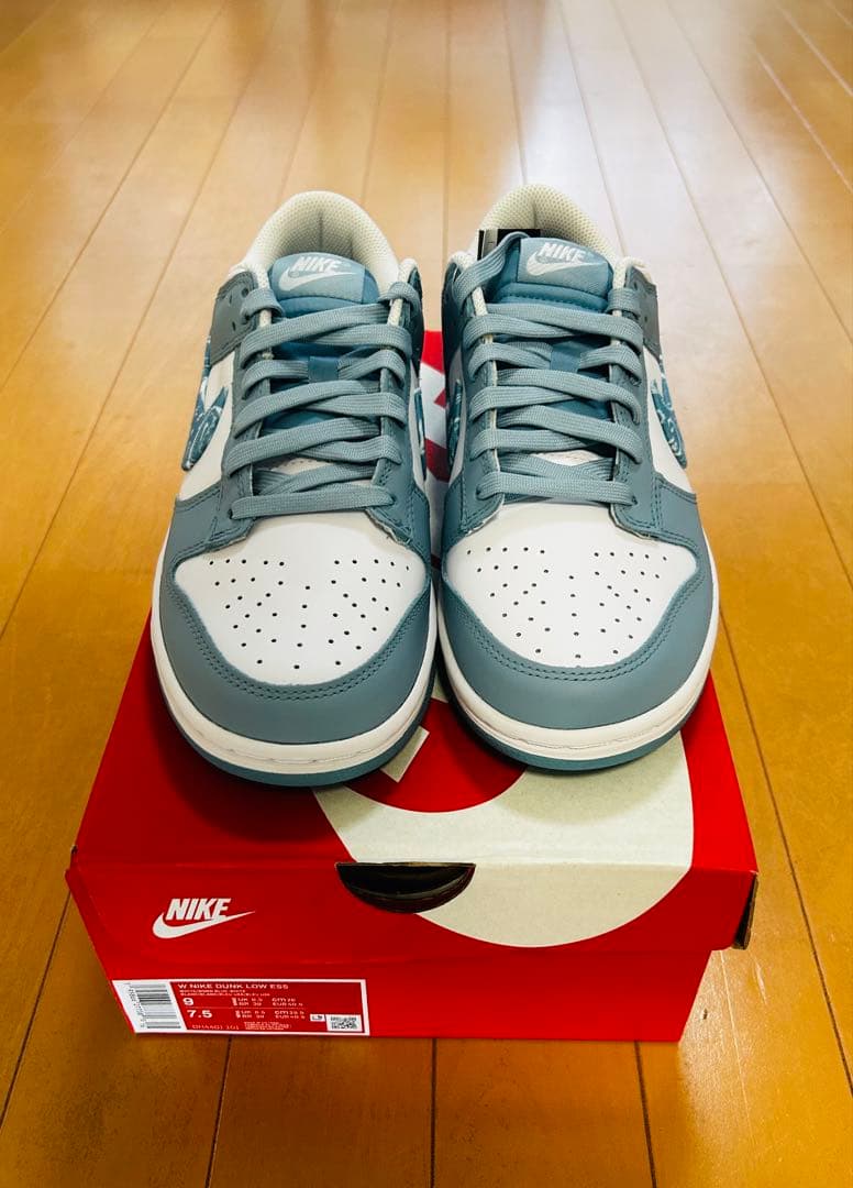 NIKEダンクロー　ペイズリー　dunklow