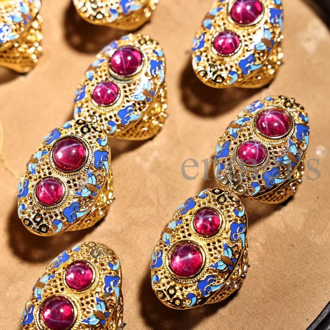 中国古美術・清代宮廷風 花絲鎏金×景泰藍 星光宝石リング 10個セット・圆箱付