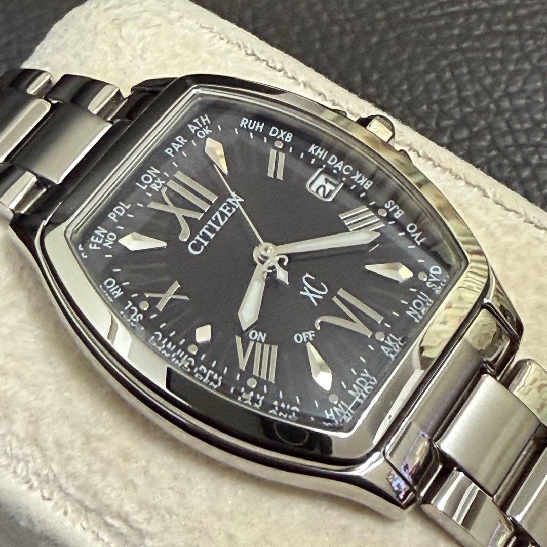 極美品 シチズン クロスシー xC 電波ソーラー 黒 レディース