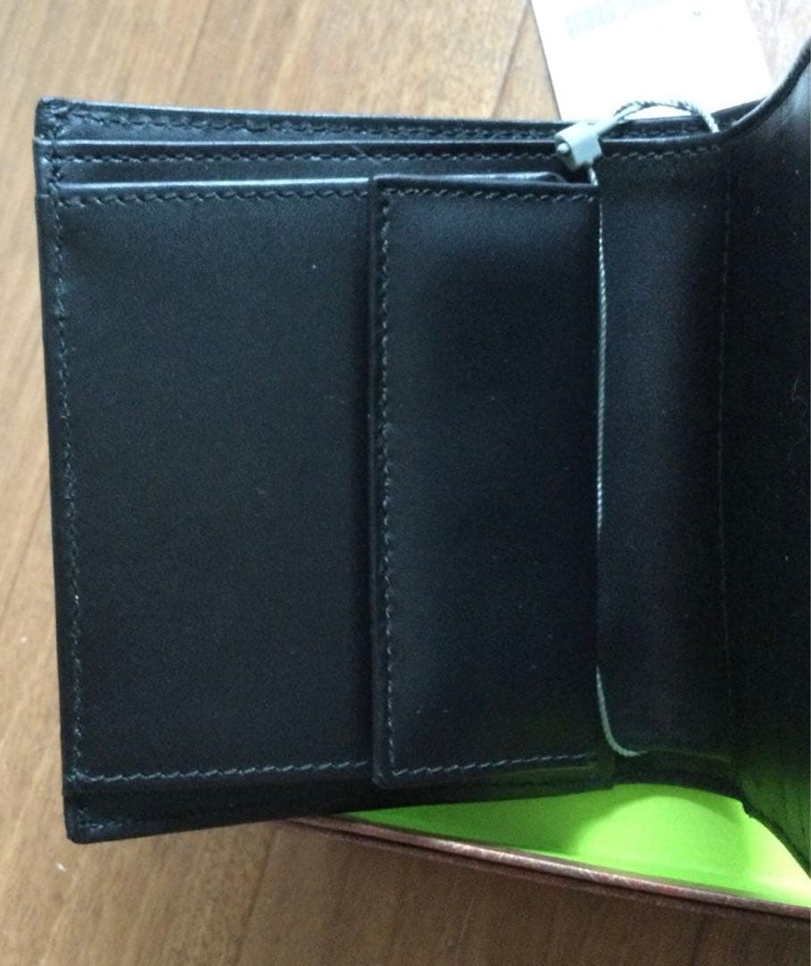 新品　エトロ マルゴットペイズリー柄二つ折り財布