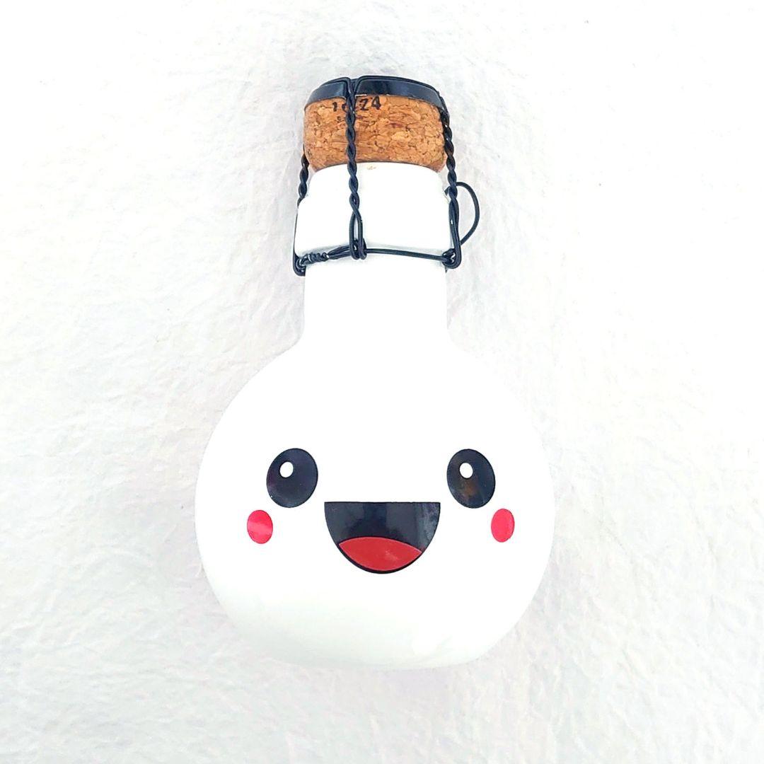 大阪　関西　万博　オーストリア　限定　果実酒　赤白赤 ボトル