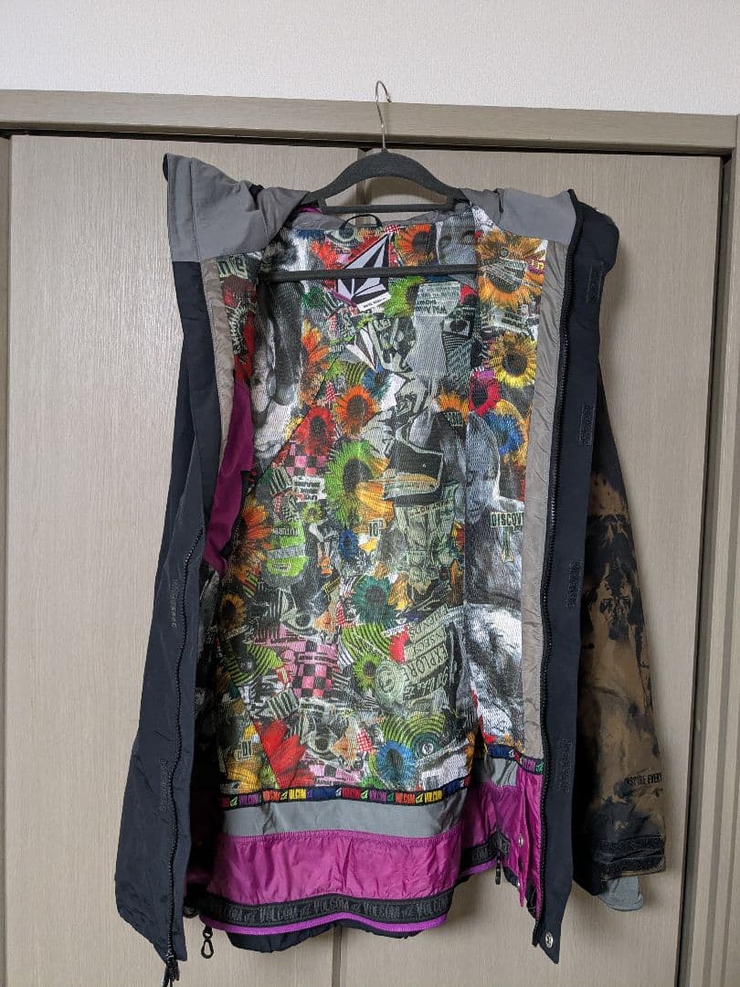 VOLCOM スノーボードウェア ジャケット