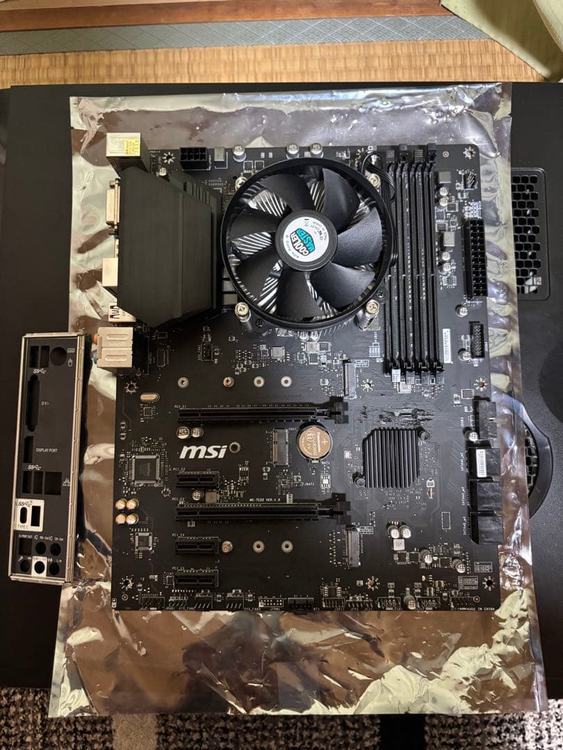 Intel Core i7-9700K Z390マザー付きbios確認済