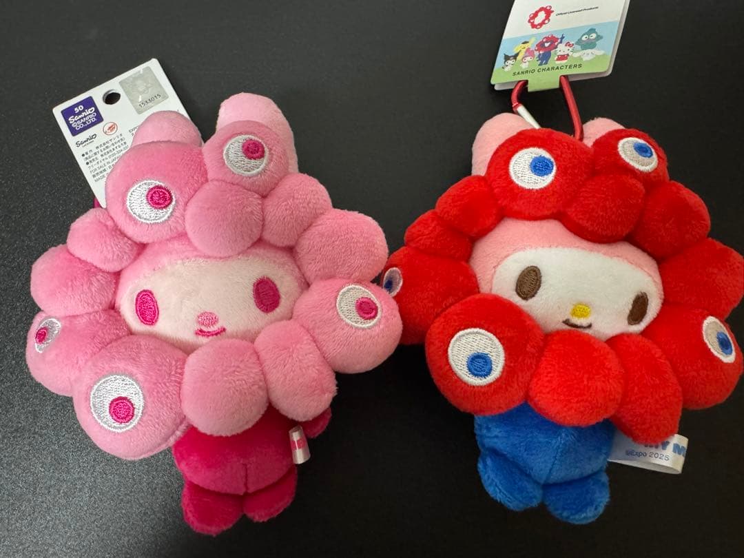 ミャクミャクなりきりサンリオ推しカラー　マイメロBCとノーマルマイメロBC