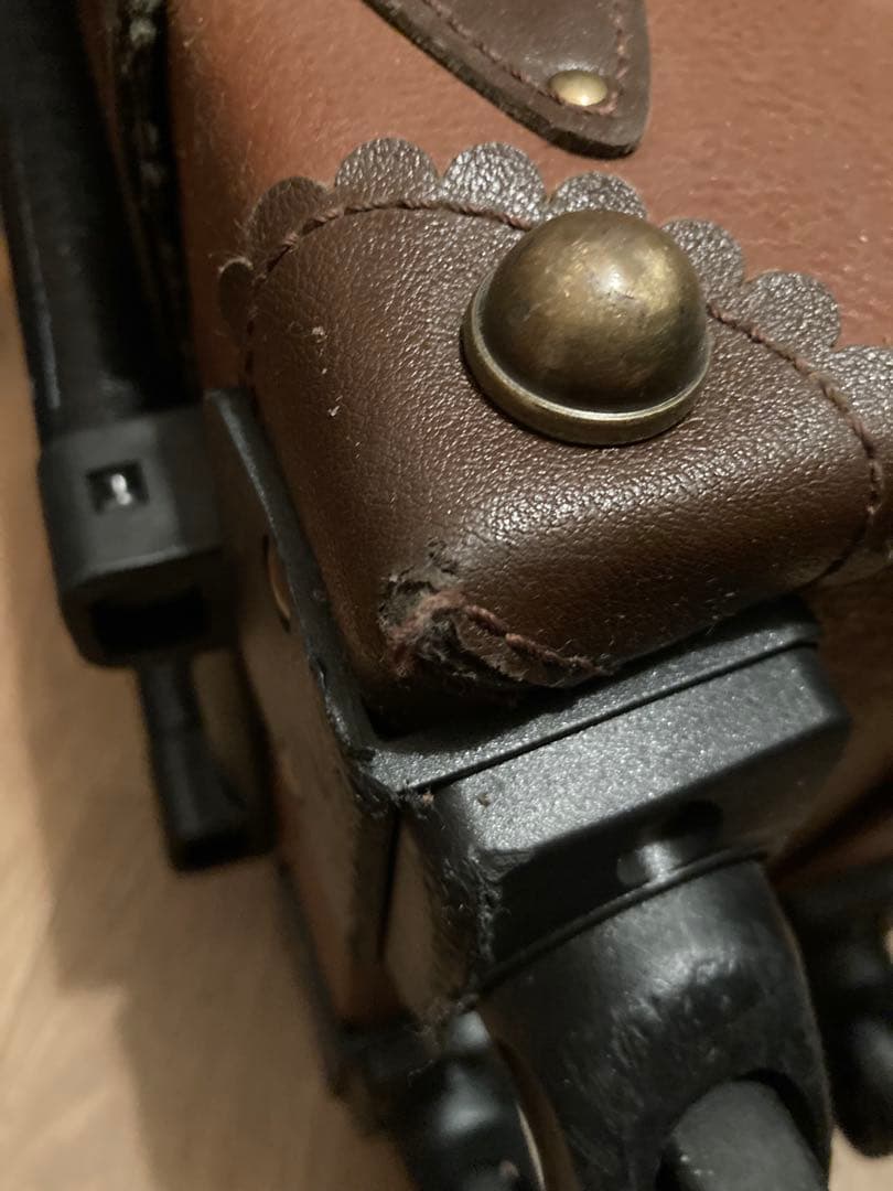 axes femme トランク型キャリーケース