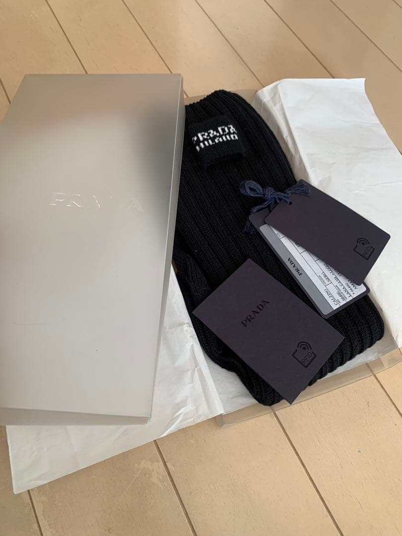 PRADAプラダ リブソックス ブラック