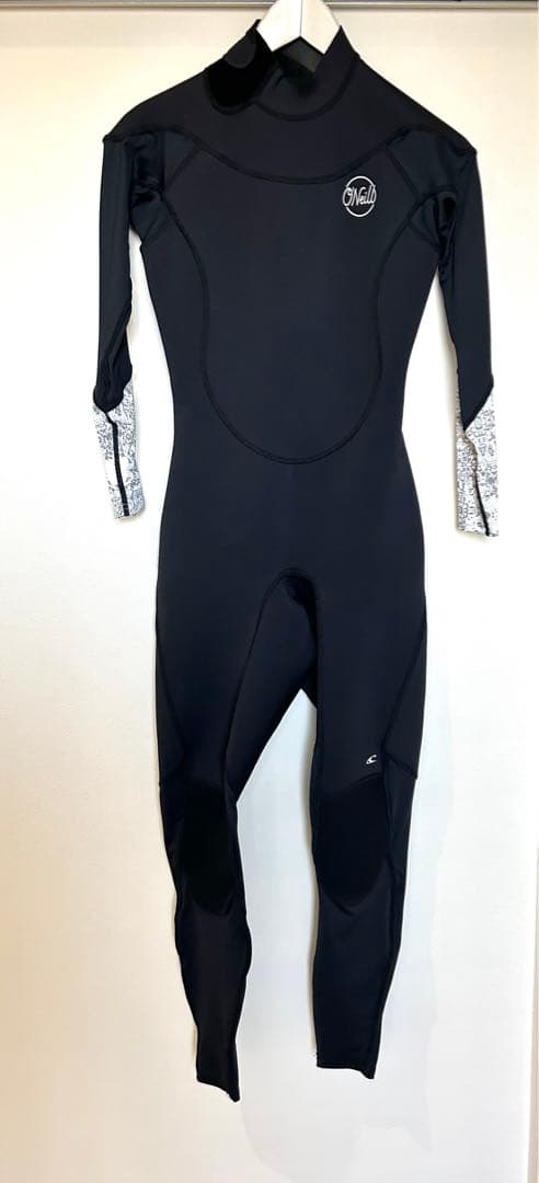 O’Neill オニールレディースフルスーツ新品未使用